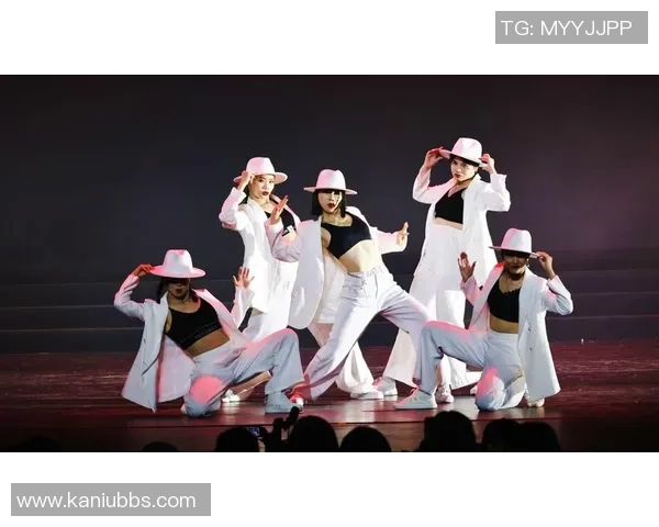 深圳街舞队节奏风格深度对比与解析探讨