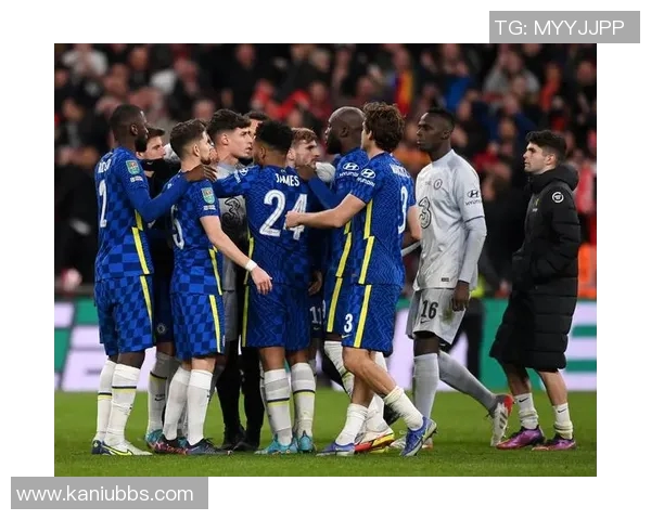 卢顿与伯明翰比赛前瞻及比分预测分析，谁能笑到最后