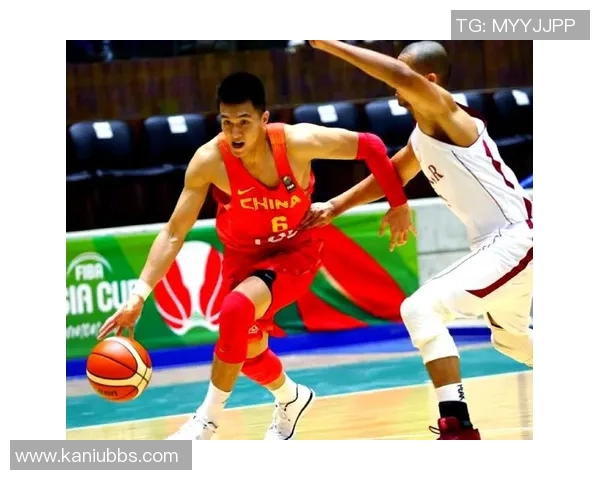 男篮蓝队迎战黎巴嫩全力争胜期待精彩对决展现实力与团队合作