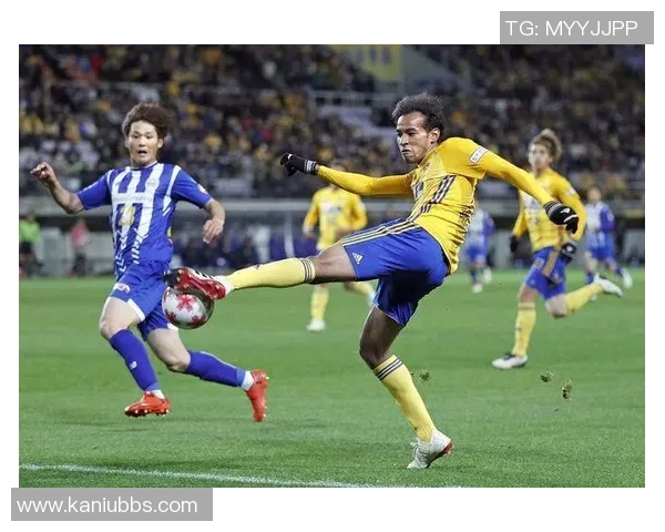 爱媛队与群马队的激烈对决展现足球魅力与团队精神的巅峰较量 爱媛队与群马队的激烈对决展现足球魅力与团队精神的巅峰较量