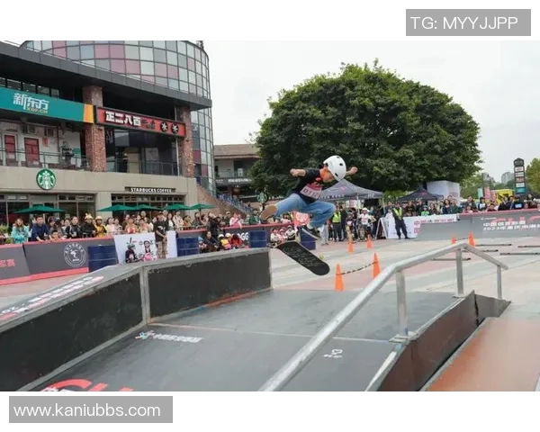 重庆滑板队的盯防战术解析与实战应用探讨 重庆滑板队的盯防战术解析与实战应用探讨