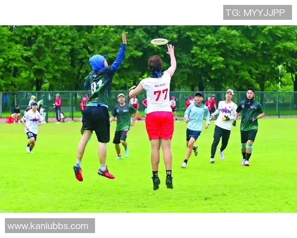 飞盘竞技新风潮杭州飞盘队如何在速度上引领潮流