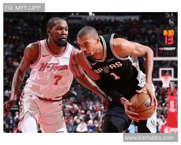 2004年NBA季后赛火箭与马刺激战回顾两队传奇对决的精彩瞬间与战术分析 2004年NBA季后赛火箭与马刺激战回顾两队传奇对决的精彩瞬间与战术分析